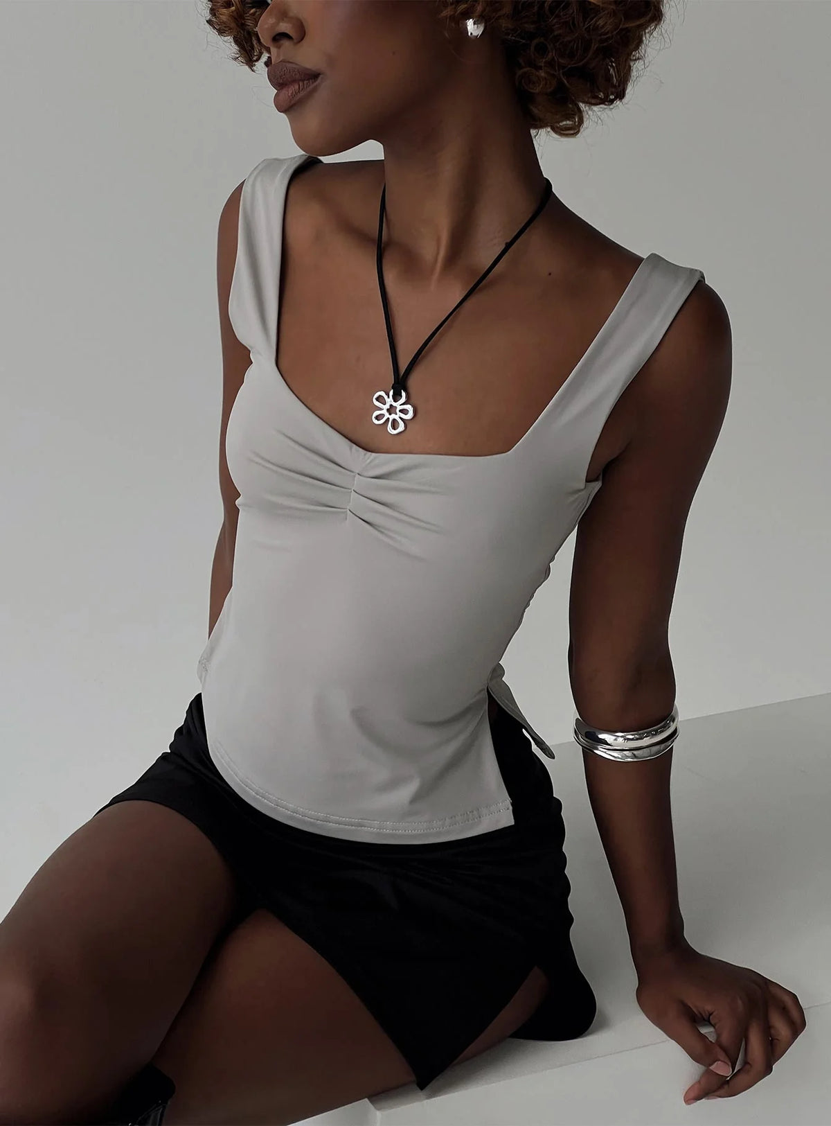Rehna Top Grey